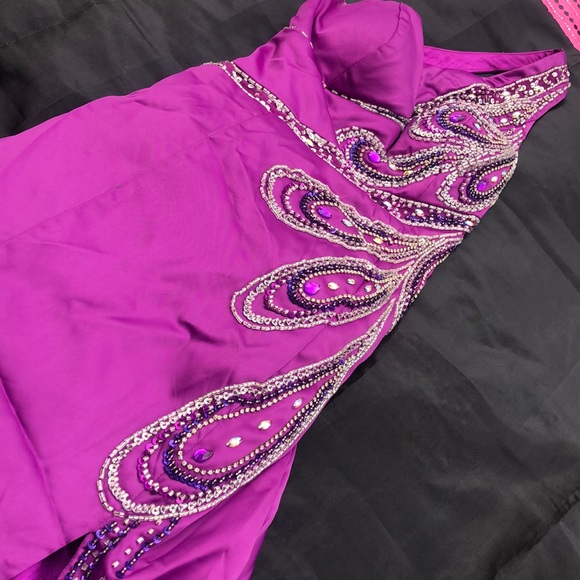 Prom Dress - Picture 3 of 7